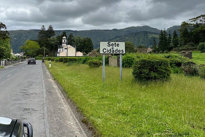 Sete Cidades 4x4 Half-Day Jeep Tour from Ponta Delgada photo 6