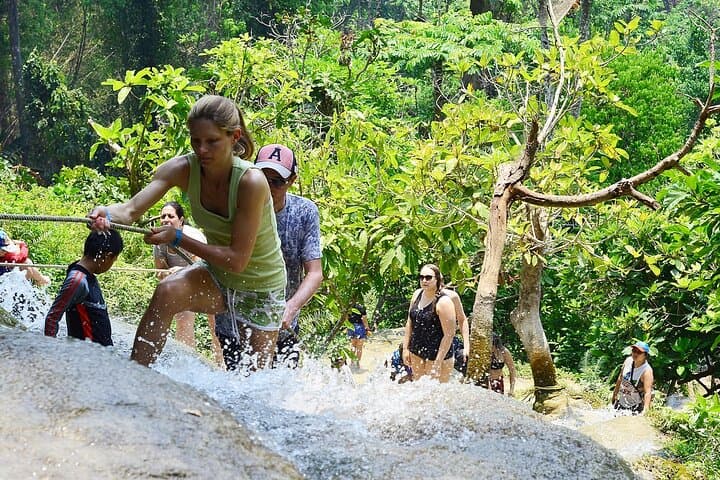 Kingkong Smile Zipline & Bua Thong Sticky Waterfall — Chiang Mai Extreme Zipline Private Tour photo 3