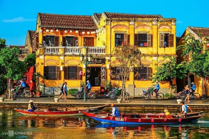 My Son Sanctuary & Hoi An Private Walking Tour: UNESCO Temples and Ancient Riverfront Town in One Day