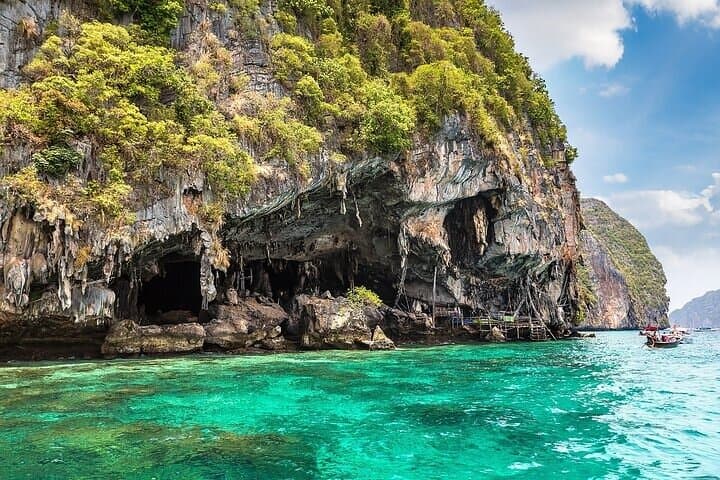 Phi Phi Islands Speedboat Snorkel, Swim & Paddleboard from Phuket photo 5