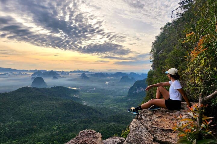 Dragon Crest Sunrise Hike & Klong Root Kayak: Krabi's Dawn-to-Daylight Nature Combo