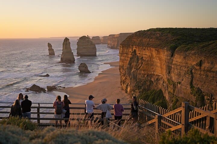 Great Ocean Road Extended Tour: Twelve Apostles, Loch Ard Gorge & London Bridge photo 1