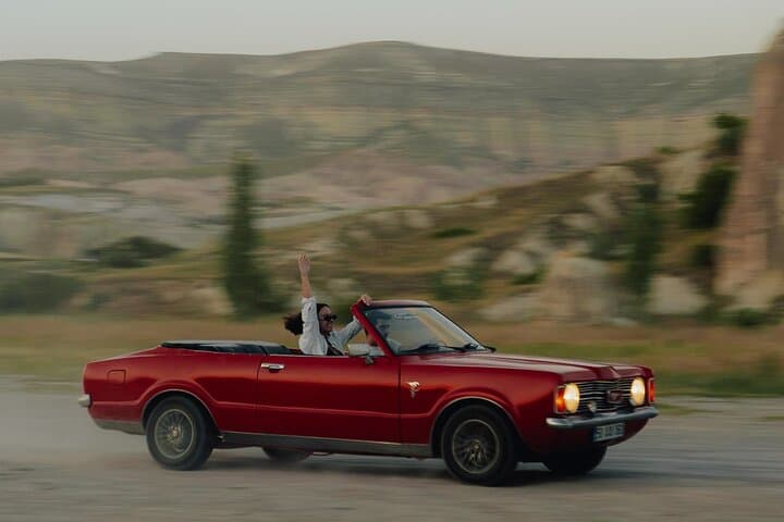 Cappadocia Sunset in a Classic Vintage Car: Love & Rose Valleys Tour