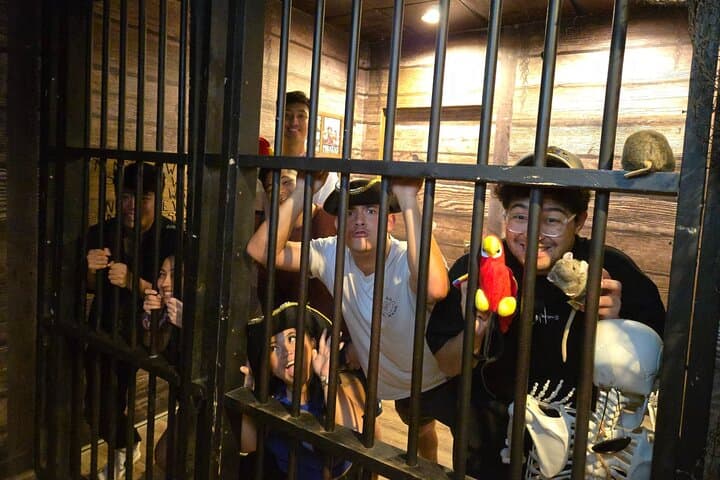 Escape Room Adventure Kapolei — Pirates & Aladdin Escape Rooms in West Oahu photo 1
