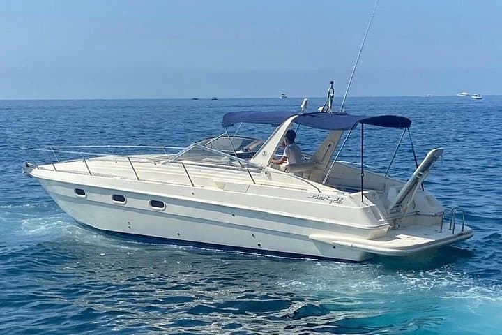 Sail the Amalfi Coast: 4-Hour Boat Tour to Li Galli Islands photo 2