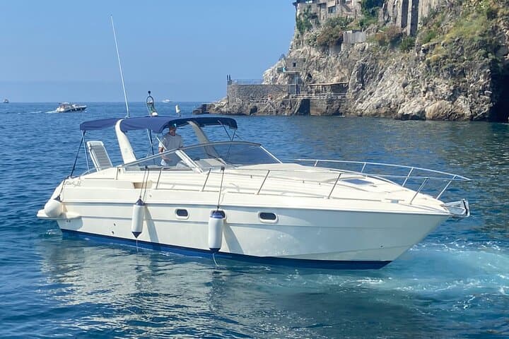 Sea-View Boat Excursion: Amalfi Coast, Capri & Li Galli Islands photo 5