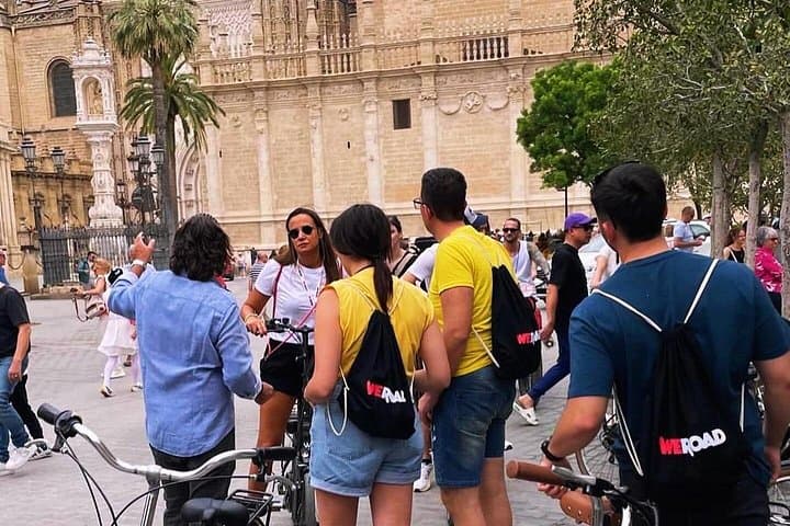 2-Hour Seville E‑Bike Tour — Old Town, Plaza de España & Triana photo 1
