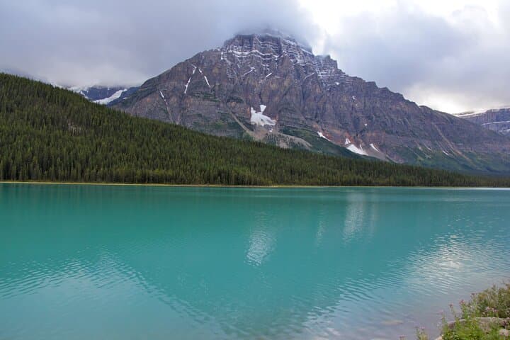 Private Spanish-Language Day Tour to Banff & Lake Louise from Calgary photo 3