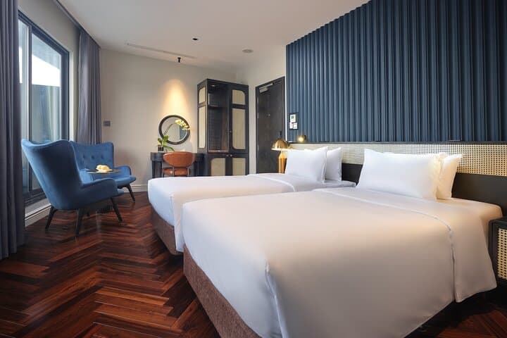 Elite of the Seas Luxury Halong Bay and Lan Ha Bay Cruise — 2D/1N photo 3