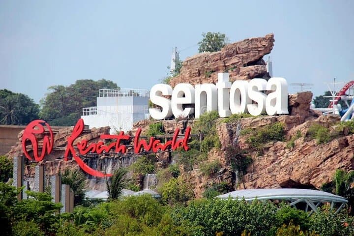 Sentosa Island Escapade: Cable Car, S.E.A. Aquarium & Wings of Time