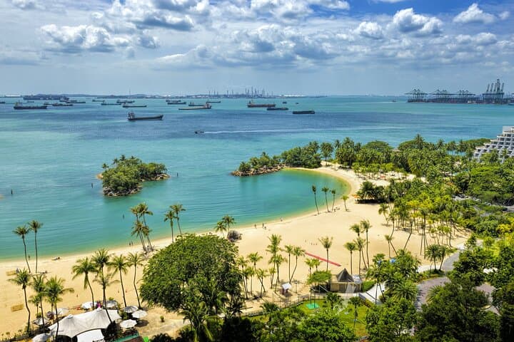 Sentosa Island Escapade: Cable Car, S.E.A. Aquarium & Wings of Time photo 4
