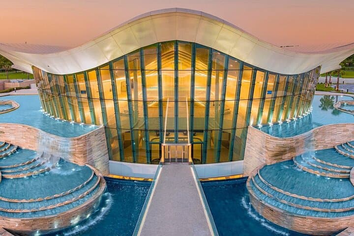 Deep Dive Dubai: Explore the World's Deepest Urban Dive Pool