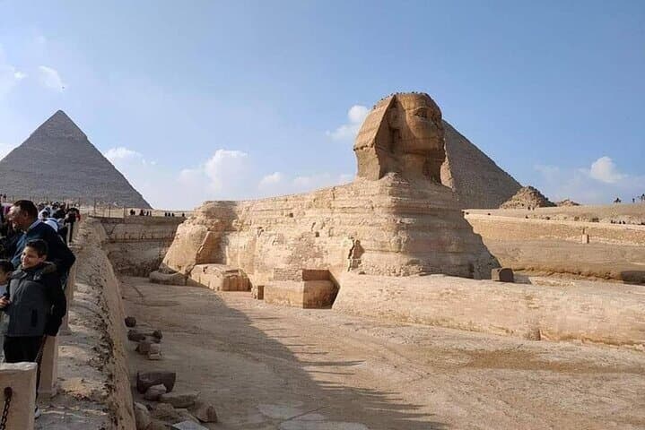 Cairo Day Tour: Pyramids of Giza & Egyptian Museum Guided Excursion