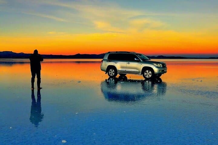 2-Day Uyuni Salt Flats & Tunupa Volcano Private Tour: Salar de Uyuni Highlights photo 4