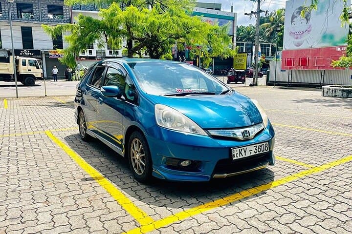 Sigiriya to Colombo Airport Private Transfer via Central Expressway (CMB Drop-Off) photo 6