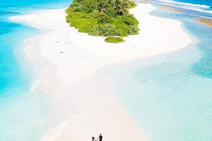 Full-Day Maldives Adventure: Sandbanks, Dolphins & Snorkeling off Hulhumalé photo 3