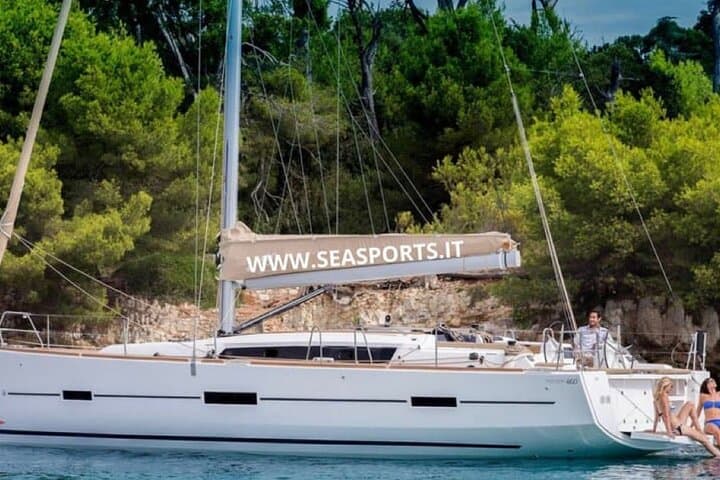 Sunset Sail in Tropea: Exclusive 2-Hour Sailing Tour with Aperitif photo 4