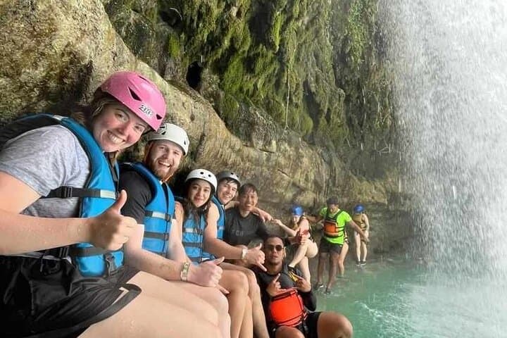 Kawasan Canyoneering & Moalboal Sardines Run: Full-Day Canyoneer and Snorkel from Cebu photo 3