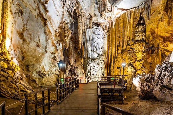Explore Phong Nha & Paradise Cave: 2-Day Adventure from Hue photo 6