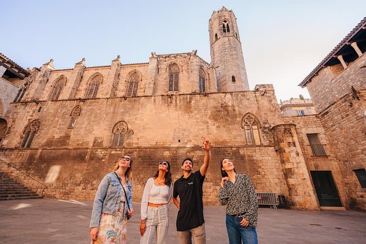 Barcelona Centenarian Shops Walking Tour: Gothic Quarter, Born & Santa Maria del Mar photo 3