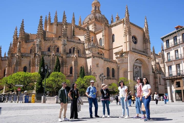 Segovia Day Trip: Roman Aqueduct, Cathedral & Alcázar from Madrid