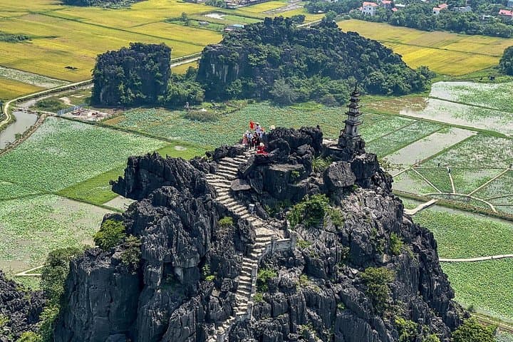Ninh Binh Day Trip from Hanoi — Tam Coc Boat, Mua Cave Hike & Hoa Lu History photo 3