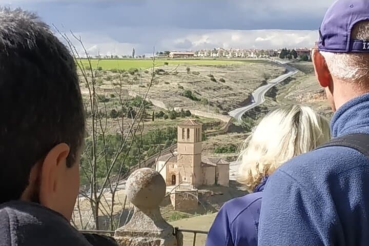 Segovia Day Trip from Madrid: Guided Half or Full-Day Walking Tour