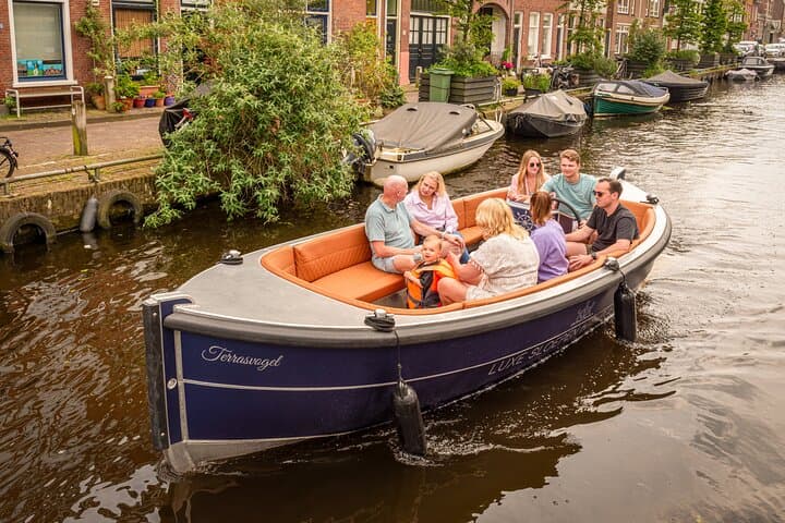 Silent Electric Boat Rental on Haarlem Canals: Self-Drive Sloepen photo 2
