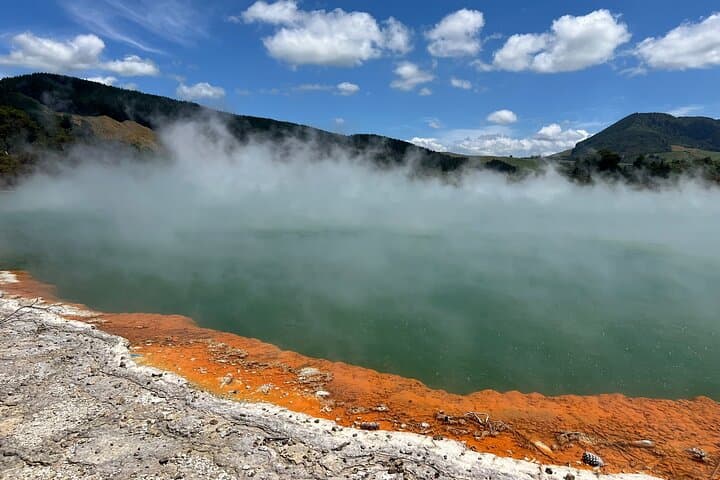 Private 4-Day Driver Hire from Auckland to Rotorua and Central North Island photo 3