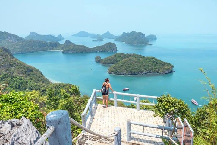 Ang Thong Marine Park Kayaking Adventure: Snorkel, Hike & Emerald Lake photo 3