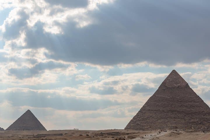 From El Sokhna: Day Trip to Giza Pyramids with Nile Lunch Cruise photo 1