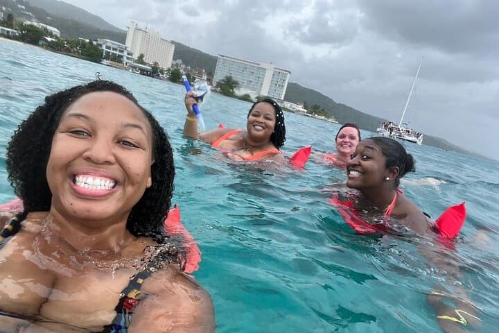 Negril Catamaran Sunset Cruise to Rick's Cafe with Snorkeling photo 4