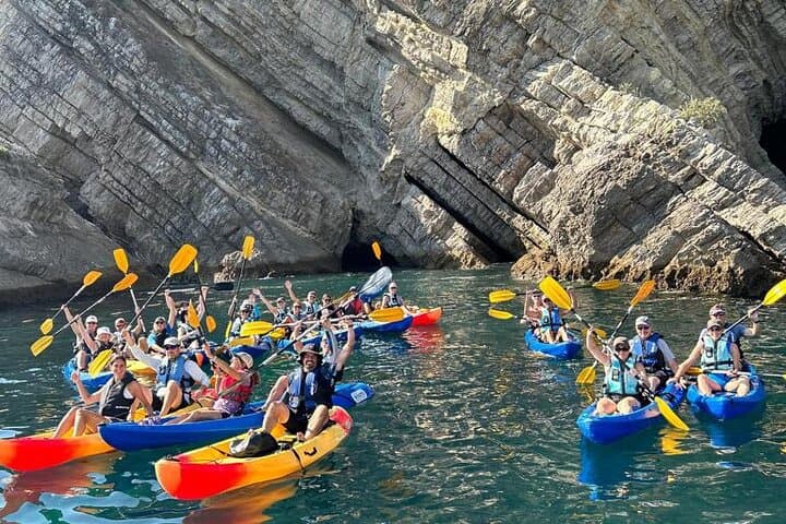 Guided Kayak Tour in Sesimbra — Explore Professor Luiz Saldanha Marine Park