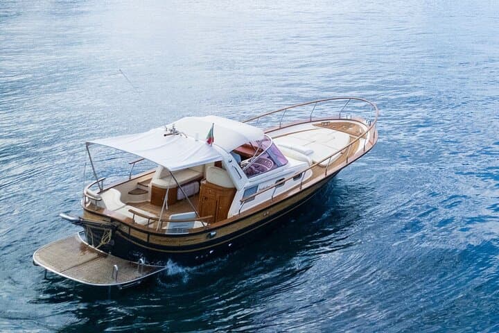 Private Gozzo Cruise Around Ischia: Full-Day Boat Excursion with Snorkeling & Thermal Stops photo 2