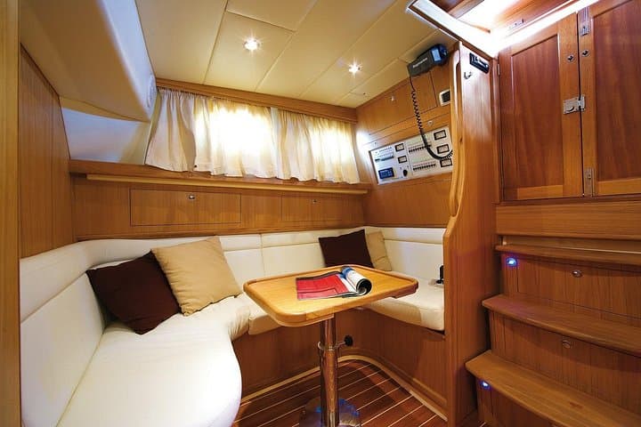 Private Gozzo Cruise Around Ischia: Full-Day Boat Excursion with Snorkeling & Thermal Stops photo 6
