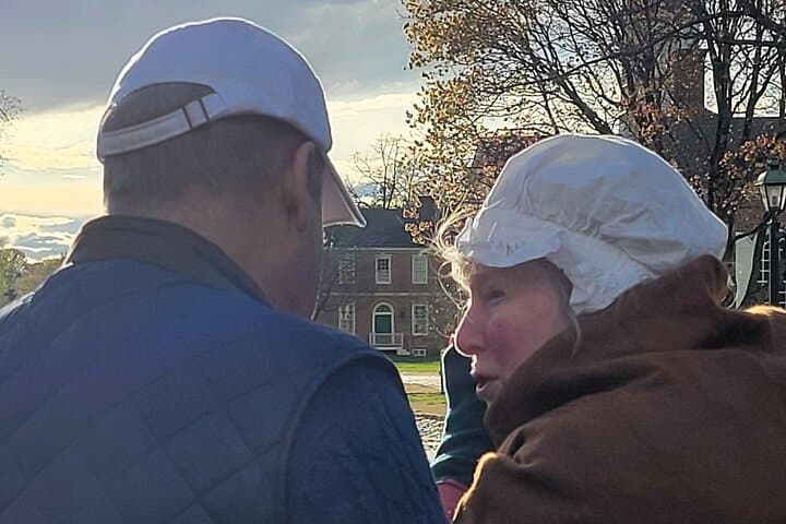 Williamsburg Dark History Walking Tour: Murder, Mayhem & Scandal (1-Hour) photo 2
