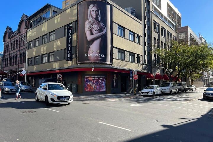 Cape Town Private Nightclub Tour: VIP Transfers & Club Access