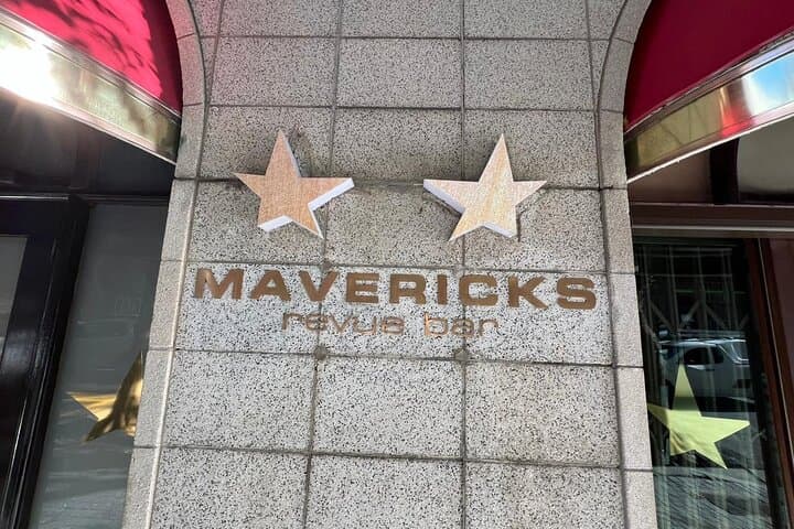 Cape Town Private Nightclub Tour: VIP Transfers & Club Access photo 4