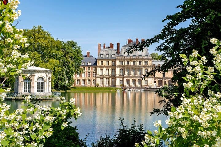 Half-Day from Paris: Explore Château de Fontainebleau & Barbizon’s Painterly Streets