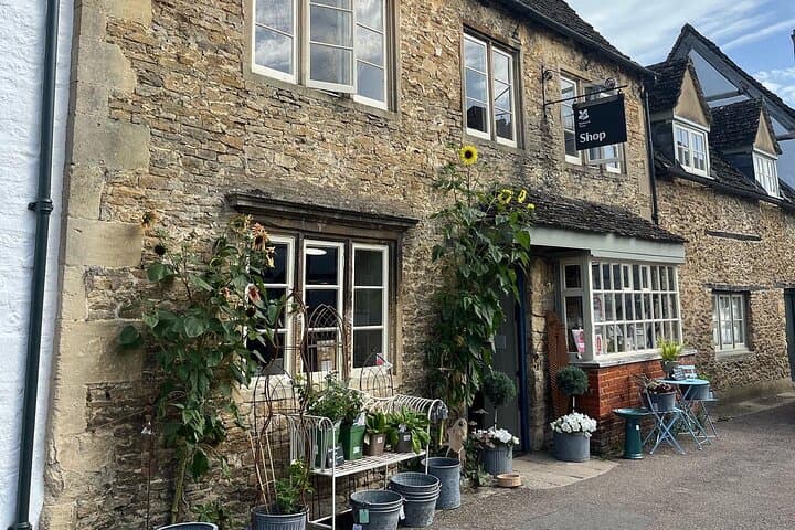 Avebury Stone Circles and Cotswold Villages: Day Trip from Bath photo 4