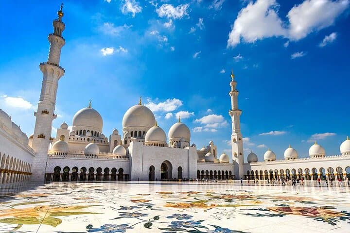 Full-Day Abu Dhabi City Tour: Sheikh Zayed, Corniche & Cultural Highlights photo 6