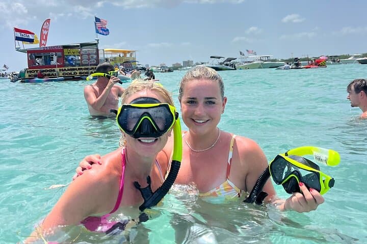 Explore Biscayne Bay: Private Boat to Raccoon Island & Miami Sights photo 6