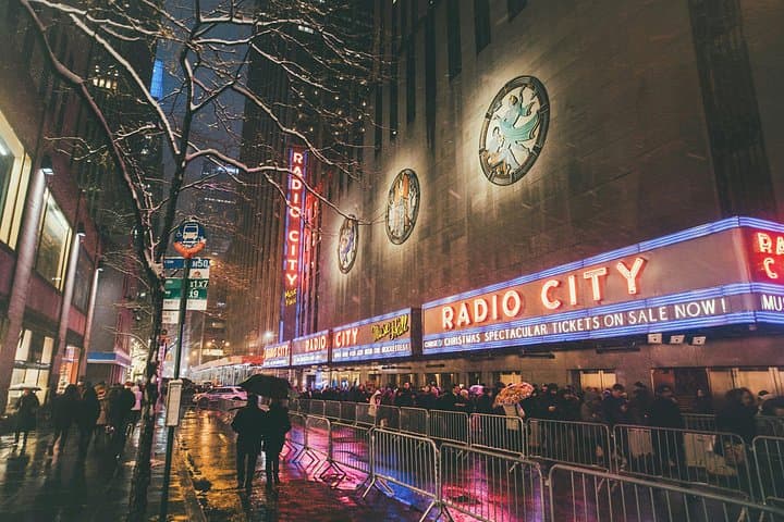 Walk Through The Godfather: New York Movie Locations Private Tour photo 2