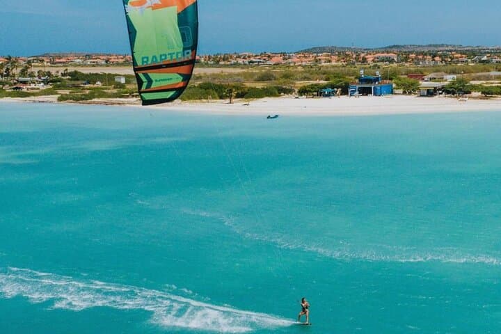 Learn Kitesurfing in Aruba: Group Lesson on the Island’s Trade-Wind Shores photo 5
