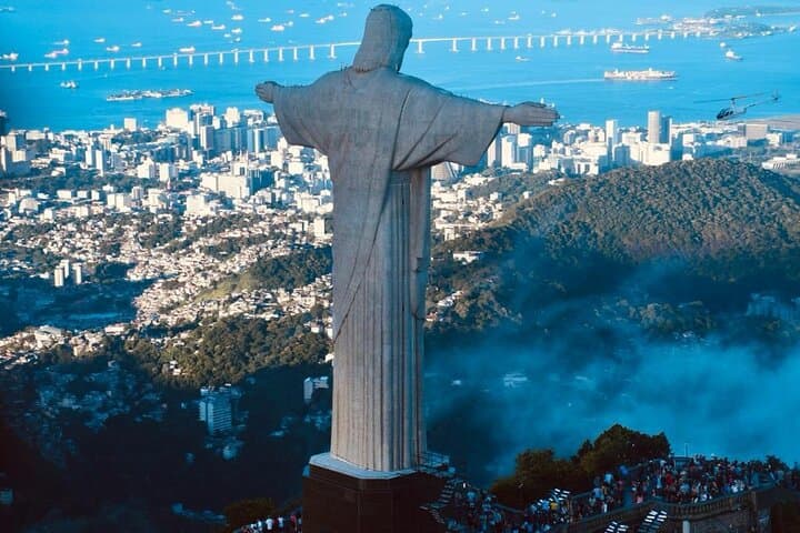 One Day in Rio: Christ the Redeemer, Sugarloaf & Carnival Highlights