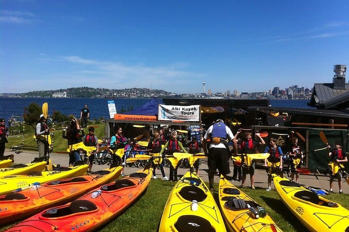 Alki Lighthouse Sea Kayak Tour Seattle | Elliott Bay Kayaking from Seacrest photo 4