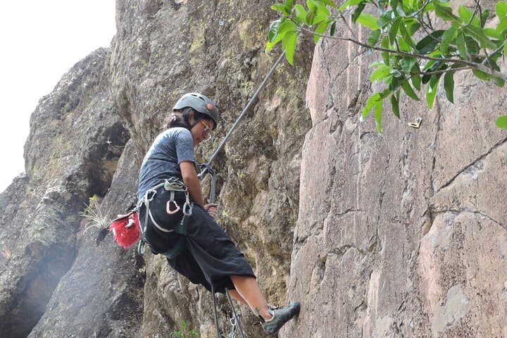 Scaling Oaxaca: A Practical Guide to Private Climbing and Rappelling Adventures photo 5