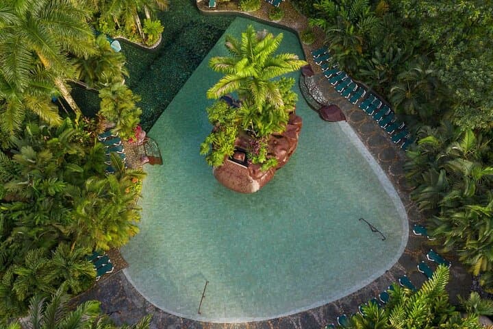 Private Baldi Hot Springs Experience in Arenal — La Fortuna Full-Day Soak photo 5