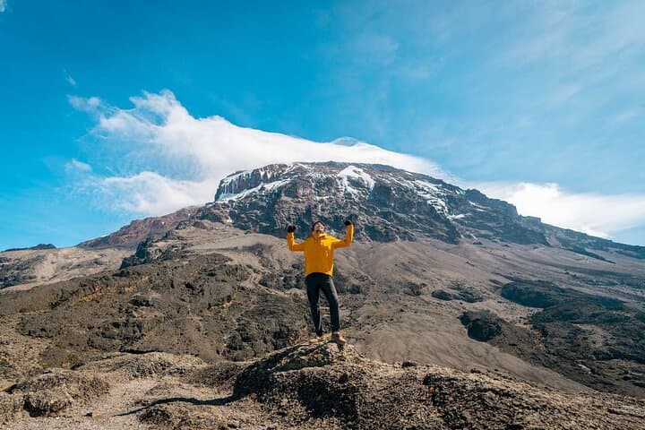 8-Day Machame Route Kilimanjaro Trek to Uhuru Peak