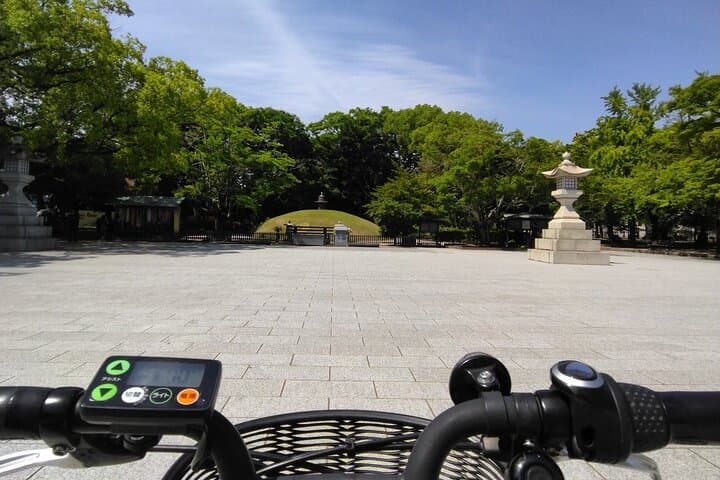 Hiroshima Scenic E‑Bike Tour: Peace Park, Castle Moat & Hidden Temples photo 6
